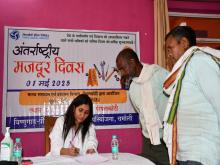 वीपीएचईपी, पीपलकोटी ने निःशुल्क स्वास्थ्य शिविर और श्रमिक अधिकार कार्यशाला के साथ अंतर्राष्ट्रीय श्रमिक दिवस मनाया